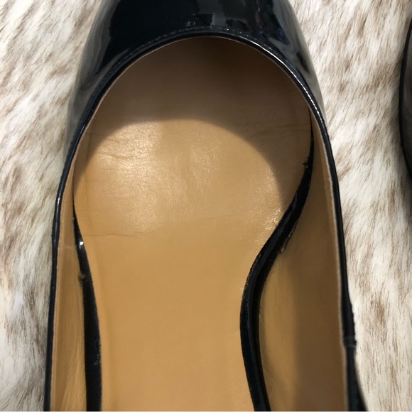 Nine West black patent pumps - size 5.5 - Picture 6 of 7